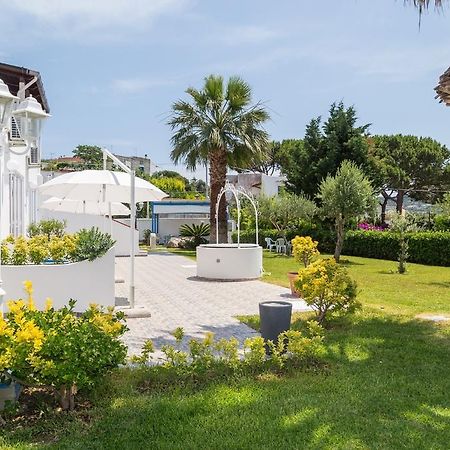 Bed and Breakfast Relais Romildanna Forio di Ischia Exterior foto