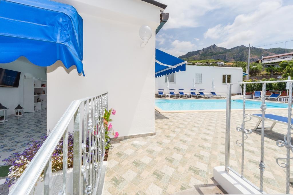 Bed and Breakfast Relais Romildanna Forio di Ischia Exterior foto