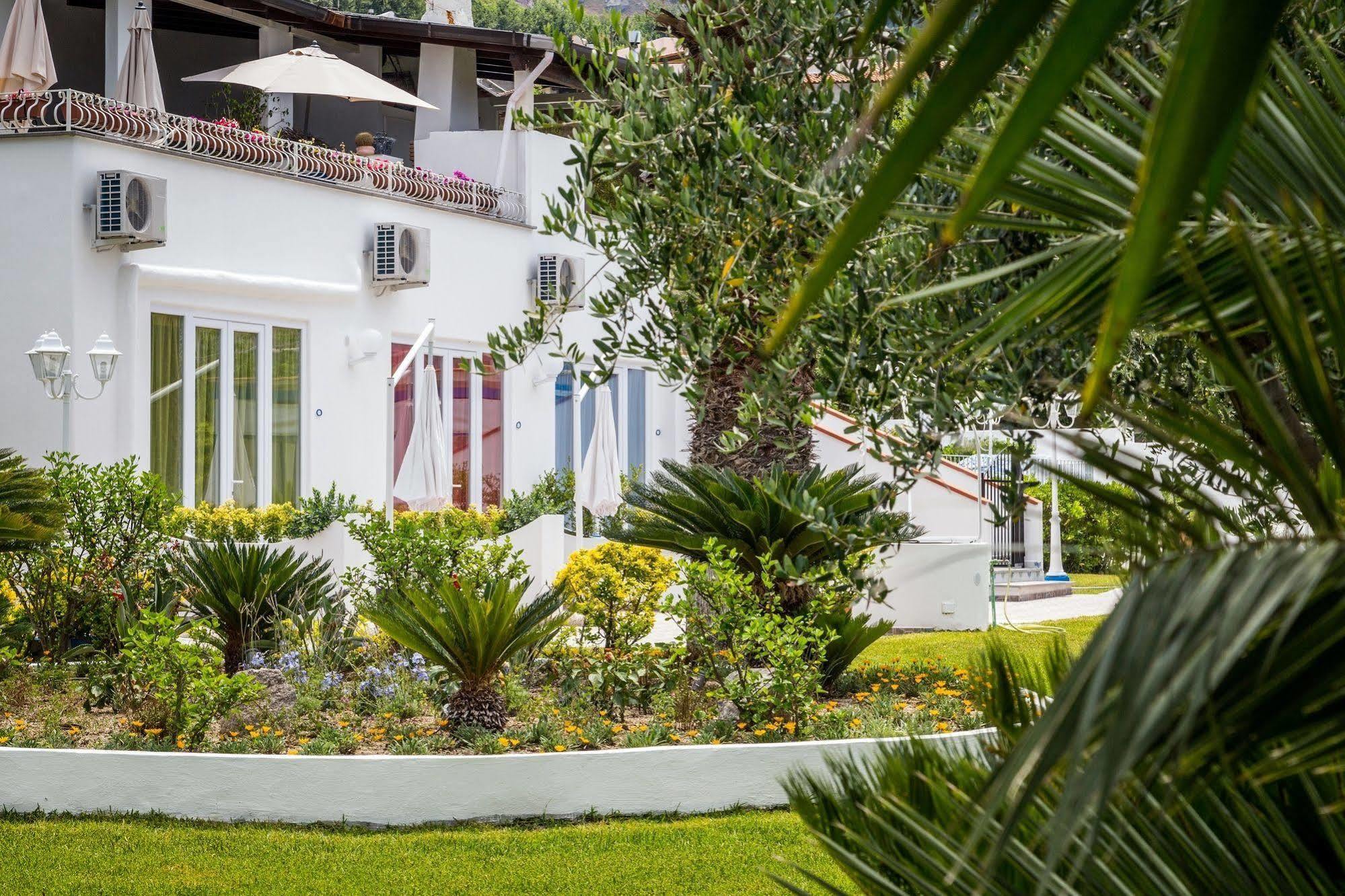 Bed and Breakfast Relais Romildanna Forio di Ischia Exterior foto